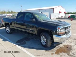 ✅ 2019 Chevrolet Silverado 1500 LT • VIN: 2GCVKPEC4K1169117 • Лот: 43410540. Опубликован ранее на IAAI с пробегом 125 888 миль. Бесплатный доступ к архиву аукционных продаж из США и подробный отчёт об истории автомобиля на DreamBid. Изображение 1.