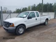 ✅ 2005 Ford F-250 XL • VIN: 1FTSX20565EB72278 • Lot: 41914899. Listed on IAAI with 270,975 mi. Free auction sales archive from the USA and detailed vehicle history report at DreamBid. Image 2.