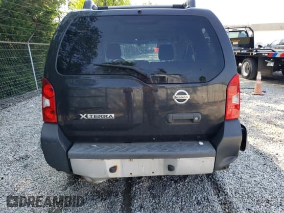 ✅ 2012 Nissan Xterra Pro-4X • VIN: 5N1AN0NW6CC517028 • Lot: 60061355. Listed on Copart with 183,609 mi. Free auction sales archive from the USA and detailed vehicle history report at DreamBid. Image 6.