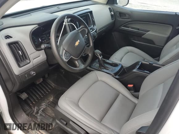 ✅ 2022 Chevrolet Colorado 2WD Work Truck • VIN: 1GCHSBEA8N1315771 • Lot: 70133624. Listed on Copart with 44,526 mi. Free auction sales archive from the USA and detailed vehicle history report at DreamBid. Image 8.