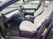 ✅ 2021 Tesla Model Y Long Range • VIN: 5YJYGDEEXMF287686 • Lot: 93863335. Wystawiony na Copart z przebiegiem 33 194 mil. Bezpłatny archiwum sprzedaży aukcyjnych z USA i szczegółowy raport historii pojazdu na DreamBid. Zdjęcie 7.