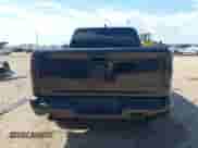 2019 Ram 1500 Big Horn z VIN 1C6SRFFT9KN546621, wystawiony jako IAAI lot #42806358 z przebiegiem 100 930 mil mil oraz . Historia ofert i sprzedaży dostępna na DreamBid. Obrazek 16.