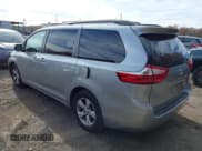 ✅ 2017 Toyota Sienna LE • VIN: 5TDKZ3DC3HS833935 • Lot: 43592951. Listed on IAAI with 97,688 mi. Free auction sales archive from the USA and detailed vehicle history report at DreamBid. Image 3.