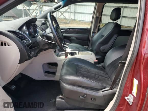 2018 Dodge Grand Caravan SXT z VIN 2C4RDGCG1JR209008, wystawiony jako Copart lot #65998505 z przebiegiem 152 674 mil mil oraz Szkoda całkowita • Salvage title. Historia ofert i sprzedaży dostępna na DreamBid. Obrazek 7.