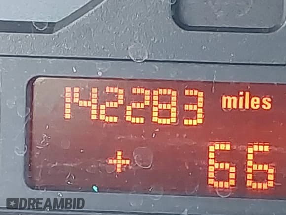 ✅ 2004 BMW 3 Series 325Ci • VIN: WBABW33454PG97010 • Lot: 43105536. Listed on IAAI with 142,283 mi. Free auction sales archive from the USA and detailed vehicle history report at DreamBid. Image 16.