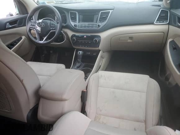 2016 Hyundai Tucson SE с VIN KM8J3CA46GU035123, выставлен на аукционе Copart как лот 68733515 с пробегом Не указан миль и Списание • Salvage title. История ставок и продаж доступна на DreamBid. Изображение 8.