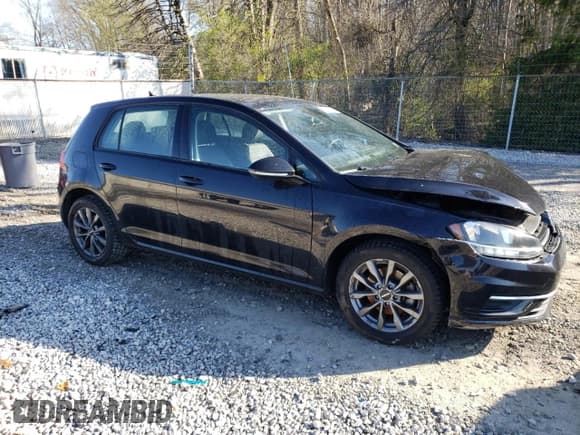 ✅ 2021 Volkswagen Golf TSI • VIN: 3VWG57AU0MM005435 • Lot: 53237215. Wystawiony na Copart z przebiegiem 45 667 mil. Bezpłatny archiwum sprzedaży aukcyjnych z USA i szczegółowy raport historii pojazdu na DreamBid. Zdjęcie 4.