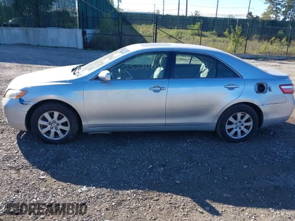 ✅ 2007 Toyota Camry LE • VIN: JTNBK46K673010247 • Лот: 43433754. Опубликован ранее на IAAI с пробегом Не указан. Бесплатный доступ к архиву аукционных продаж из США и подробный отчёт об истории автомобиля на DreamBid. Изображение 6.