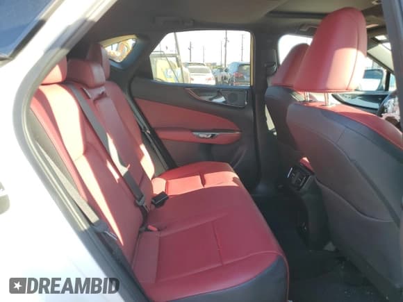 ✅ 2024 Lexus NX 350 • VIN: JTJAGCEZ8R5006568 • Lot: 86187325. Wystawiony na Copart z przebiegiem 11 959 mil. Bezpłatny archiwum sprzedaży aukcyjnych z USA i szczegółowy raport historii pojazdu na DreamBid. Zdjęcie 11.