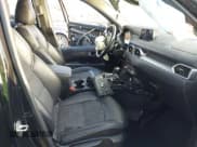 ✅ 2020 Mazda CX-5 Touring • VIN: JM3KFACMXL0730067 • Lot: 43210444. Wystawiony na IAAI z przebiegiem 92 800 mil. Bezpłatny archiwum sprzedaży aukcyjnych z USA i szczegółowy raport historii pojazdu na DreamBid. Zdjęcie 5.