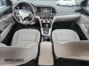 ✅ 2019 Hyundai Elantra SE • VIN: 5NPD74LF0KH453318 • Lot: 70496785. Listed on Copart with 81,296 mi. Free auction sales archive from the USA and detailed vehicle history report at DreamBid. Image 8.