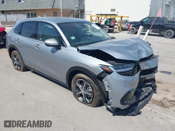 ✅ 2024 Honda HR-V EX-L • VIN: 3CZRZ2H79RM726096 • Lot: 43219621. Listed on IAAI with 5,457 mi. Free auction sales archive from the USA and detailed vehicle history report at DreamBid. Image 1.