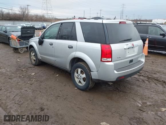 ✅ 2006 Saturn VUE • VIN: 5GZCZ33D66S835888 • Lot: 41513629. Wystawiony na IAAI z przebiegiem 171 887 mil. Bezpłatny archiwum sprzedaży aukcyjnych z USA i szczegółowy raport historii pojazdu na DreamBid. Zdjęcie 3.