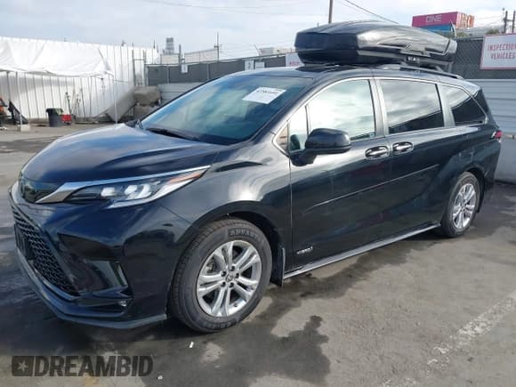 ✅ 2021 Toyota Sienna XSE • VIN: 5TDDSKFC6MS019311 • Lot: 43581691. Listed on IAAI with 85,079 mi. Free auction sales archive from the USA and detailed vehicle history report at DreamBid. Image 2.