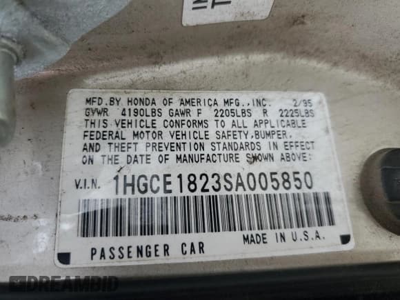 ✅ 1995 Honda Accord LX • VIN: 1HGCE1823SA005850 • Lot: 59224565. Listed on Copart with 404,000 mi. Free auction sales archive from the USA and detailed vehicle history report at DreamBid. Image 13.