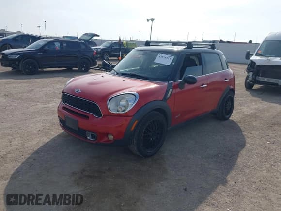 ✅ 2013 MINI Countryman S ALL4 • VIN: WMWZC5C56DWP31910 • Lot: 43878223. Listed on IAAI with 188,190 mi. Free auction sales archive from the USA and detailed vehicle history report at DreamBid. Image 2.