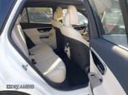 ✅ 2025 Mercedes-Benz GLC 300 • VIN: W1NKM4GB3SF238963 • Lot: 41880634. Wystawiony na IAAI z przebiegiem 1 960 mil. Bezpłatny archiwum sprzedaży aukcyjnych z USA i szczegółowy raport historii pojazdu na DreamBid. Zdjęcie 8.