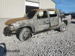 ✅ 2008 Chevrolet Avalanche LS • VIN: 3GNFK12328G284053 • Lot: 81843974. Listed on Copart with Not provided. Free auction sales archive from the USA and detailed vehicle history report at DreamBid. Image 1.