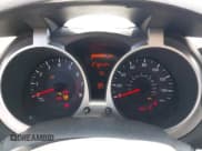 ✅ 2016 Nissan Juke S • VIN: JN8AF5MR9GT601400 • Lot: 42260295. Wystawiony na IAAI z przebiegiem 218 434 mil. Bezpłatny archiwum sprzedaży aukcyjnych z USA i szczegółowy raport historii pojazdu na DreamBid. Zdjęcie 7.