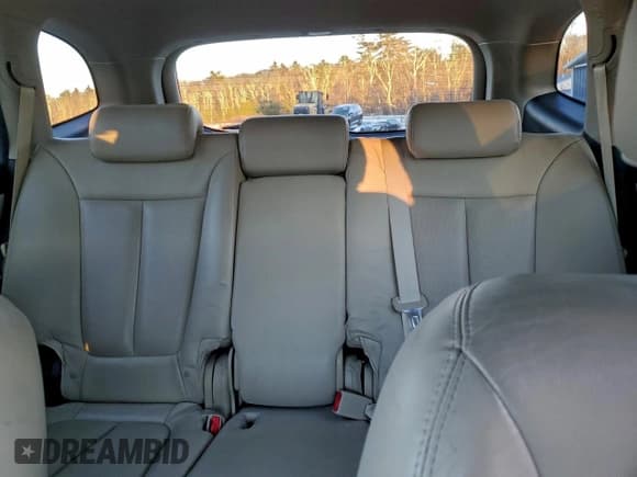 ✅ 2008 Hyundai Santa Fe SE • VIN: 5NMSH73E88H184228 • Lot: 94319905. Listed on Copart with 143,606 mi. Free auction sales archive from the USA and detailed vehicle history report at DreamBid. Image 10.