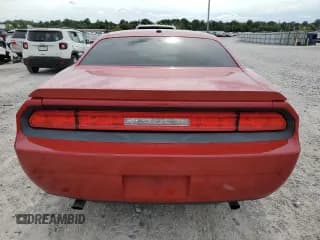 ✅ 2013 Dodge Challenger R/T Plus • VIN: 2C3CDYBT1DH579240 • Lot: 66565814. Wystawiony na Copart z przebiegiem 81 480 mil. Bezpłatny archiwum sprzedaży aukcyjnych z USA i szczegółowy raport historii pojazdu na DreamBid. Zdjęcie 6.