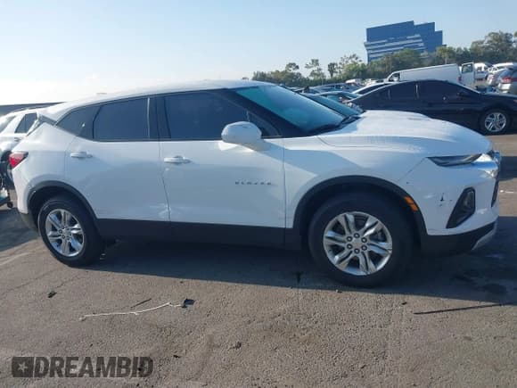 ✅ 2021 Chevrolet Blazer LT • VIN: 3GNKBCRS0MS504370 • Lot: 43062137. Listed on IAAI with 91,604 mi. Free auction sales archive from the USA and detailed vehicle history report at DreamBid. Image 13.