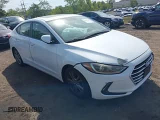 2018 Hyundai Elantra Value Edition z VIN 5NPD84LF1JH257304, wystawiony jako IAAI lot #43089105 z przebiegiem 81 456 mil mil oraz . Historia ofert i sprzedaży dostępna na DreamBid. Obrazek 1.