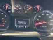 2021 Chevrolet Silverado 1500 Custom Trail Boss z VIN 1GCPYCEF4MZ263535, wystawiony jako IAAI lot #43104326 z przebiegiem 65 435 mil mil oraz . Historia ofert i sprzedaży dostępna na DreamBid. Obrazek 7.