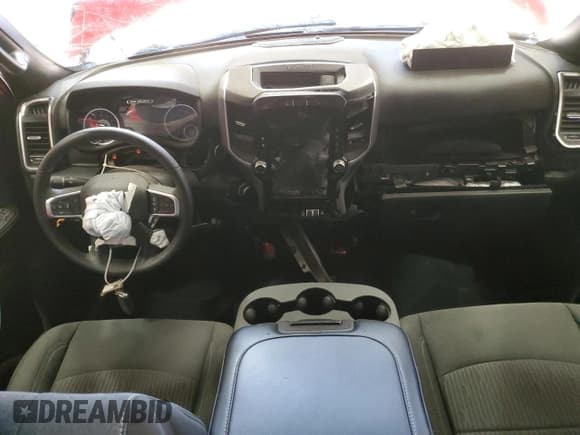 ✅ 2024 Ram 2500 Big Horn • VIN: 3C6UR5DJ6RG397057 • Lot: 91971275. Wystawiony na Copart z przebiegiem 5 186 mil. Bezpłatny archiwum sprzedaży aukcyjnych z USA i szczegółowy raport historii pojazdu na DreamBid. Zdjęcie 8.