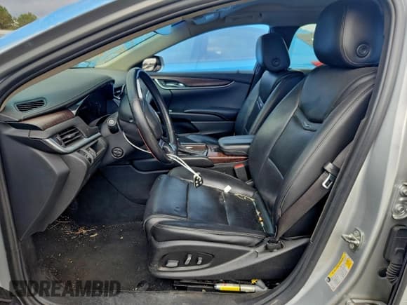 ✅ 2018 Cadillac XTS Luxury • VIN: 2G61M5S32J9162901 • Лот: 93340065. Опубликован ранее на Copart с пробегом 168 541 миль. Бесплатный доступ к архиву аукционных продаж из США и подробный отчёт об истории автомобиля на DreamBid. Изображение 7.