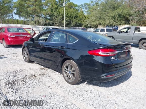 ✅ 2017 Ford Fusion SE • VIN: 3FA6P0HD8HR391977 • Lot: 43726171. Listed on IAAI with 179,806 mi. Free auction sales archive from the USA and detailed vehicle history report at DreamBid. Image 3.