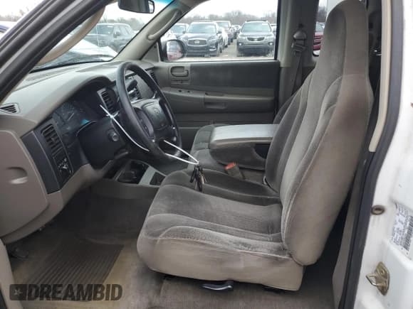 ✅ 2001 Dodge Dakota • VIN: 1B7GL22X61S343302 • Lot: 85501134. Wystawiony na Copart z przebiegiem 170 049 mil. Bezpłatny archiwum sprzedaży aukcyjnych z USA i szczegółowy raport historii pojazdu na DreamBid. Zdjęcie 7.