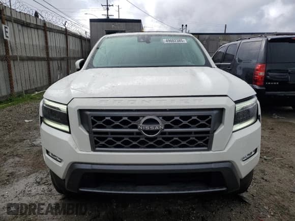 ✅ 2023 Nissan Frontier SV • VIN: 1N6ED1EJ8PN669001 • Lot: 49002385. Wystawiony na Copart z przebiegiem 2 718 mil. Bezpłatny archiwum sprzedaży aukcyjnych z USA i szczegółowy raport historii pojazdu na DreamBid. Zdjęcie 5.