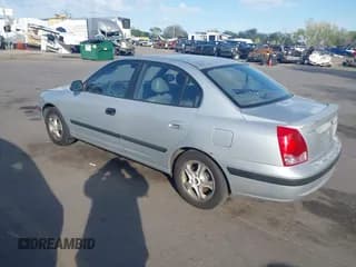 ✅ 2004 Hyundai Elantra GLS • VIN: KMHDN46D74U796731 • Lot: 42027357. Wystawiony na IAAI z przebiegiem 260 596 mil. Bezpłatny archiwum sprzedaży aukcyjnych z USA i szczegółowy raport historii pojazdu na DreamBid. Zdjęcie 3.