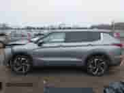 2023 Mitsubishi Outlander SE с VIN JA4T5UA99PZ023554, выставлен на аукционе IAAI как лот 41472134 с пробегом 16 451 миль миль и . История ставок и продаж доступна на DreamBid. Изображение 14.