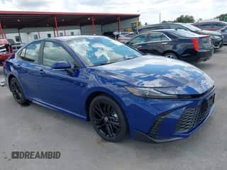 2025 Toyota Camry LE с VIN 4T1DAACK2SU165184, выставлен на аукционе IAAI как лот 42970238 с пробегом 660 миль миль и . История ставок и продаж доступна на DreamBid. Изображение 1.