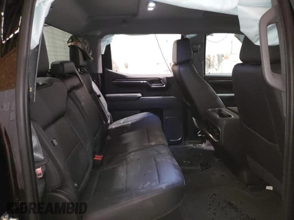 ✅ 2022 GMC Sierra 1500 SLT • VIN: 3GTUUDED6NG590426 • Lot: 58262545. Wystawiony na Copart z przebiegiem 27 032 mil. Bezpłatny archiwum sprzedaży aukcyjnych z USA i szczegółowy raport historii pojazdu na DreamBid. Zdjęcie 10.