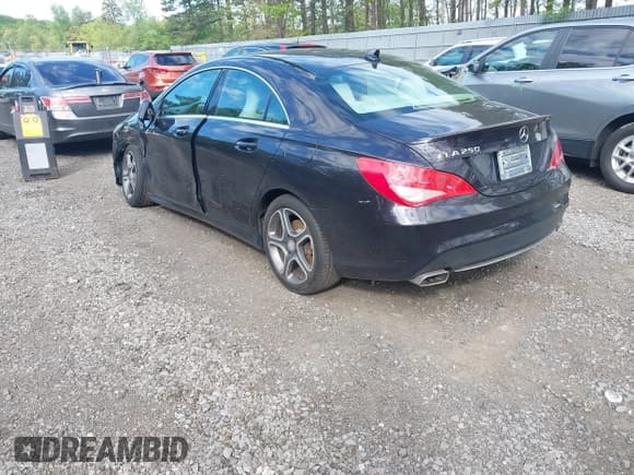 ✅ 2014 Mercedes-Benz CLA 250 • VIN: WDDSJ4EB9EN150146 • Lot: 42219661. Listed on IAAI with 115,397 mi. Free auction sales archive from the USA and detailed vehicle history report at DreamBid. Image 3.