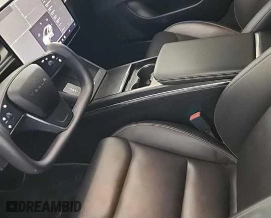 ✅ 2021 Tesla Model S Plaid • VIN: 5YJSA1E62MF438292 • Lot: 43340495. Listed on Copart with 11,795 mi. Free auction sales archive from the USA and detailed vehicle history report at DreamBid. Image 5.