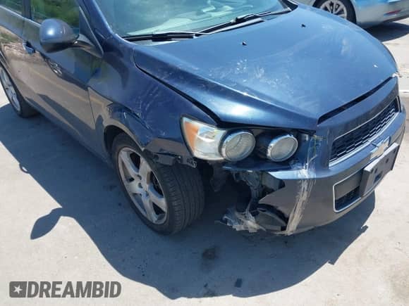 2016 Chevrolet Sonic LTZ с VIN 1G1JE6SBXG4140804, выставлен на аукционе IAAI как лот 42328689 с пробегом 169 702 миль миль и . История ставок и продаж доступна на DreamBid. Изображение 6.