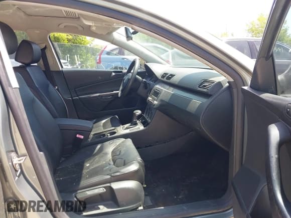 ✅ 2007 Volkswagen Passat 2.0T • VIN: WVWLK73C07E004293 • Lot: 42521309. Listed on IAAI with 109,470 mi. Free auction sales archive from the USA and detailed vehicle history report at DreamBid. Image 5.