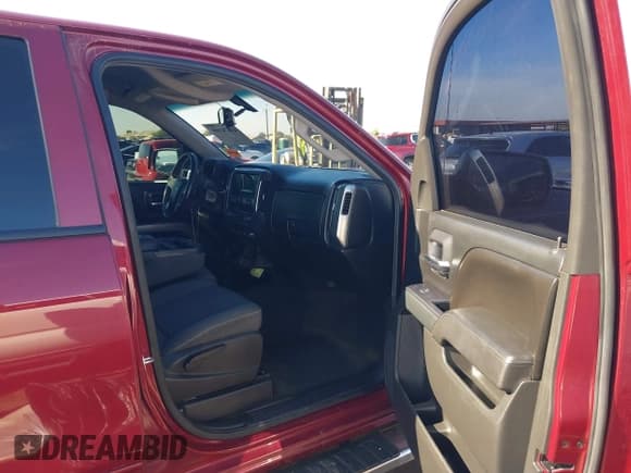 ✅ 2015 Chevrolet Silverado 1500 LT • VIN: 3GCPCREH6FG167606 • Лот: 43676399. Опубликован ранее на IAAI с пробегом 149 997 миль. Бесплатный доступ к архиву аукционных продаж из США и подробный отчёт об истории автомобиля на DreamBid. Изображение 5.