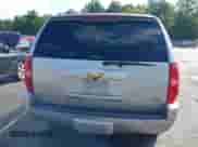 2011 Chevrolet Tahoe LTZ with VIN 1GNSKCE01BR231833, listed as a IAAI auction lot 43053303 with 247,341 mi miles and . Bid and sale history available at DreamBid. Image 16.