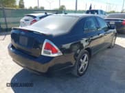 ✅ 2007 Ford Fusion SE • VIN: 3FAHP07Z07R235453 • Lot: 43558028. Wystawiony na IAAI z przebiegiem 269 666 mil. Bezpłatny archiwum sprzedaży aukcyjnych z USA i szczegółowy raport historii pojazdu na DreamBid. Zdjęcie 4.