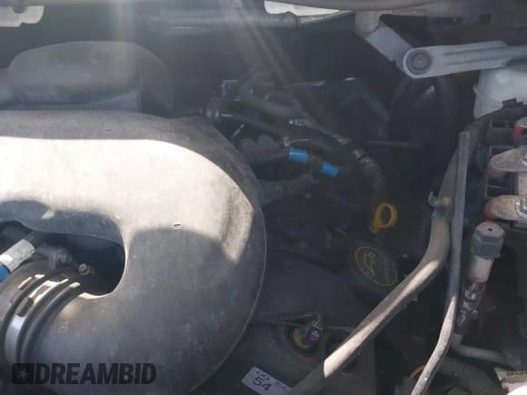 ✅ 2016 Ford Transit Cargo • VIN: 1FTYR1YM0GKA86155 • Lot: 41840237. Listed on IAAI with 192,125 mi. Free auction sales archive from the USA and detailed vehicle history report at DreamBid. Image 19.