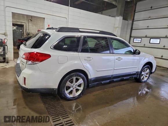 ✅ 2014 Subaru Outback Limited • VIN: 4S4BRDLC7E2201736 • Lot: 94780995. Wystawiony na Copart z przebiegiem 201 473 mil. Bezpłatny archiwum sprzedaży aukcyjnych z USA i szczegółowy raport historii pojazdu na DreamBid. Zdjęcie 3.