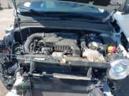 ✅ 2022 Jeep Renegade Limited • VIN: ZACNJDD17NPN99006 • Lot: 43304897. Wystawiony na IAAI z przebiegiem 26 206 mil. Bezpłatny archiwum sprzedaży aukcyjnych z USA i szczegółowy raport historii pojazdu na DreamBid. Zdjęcie 10.