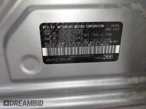 2018 Mitsubishi Outlander SE with VIN JA4AD3A35JZ055117, listed as a IAAI auction lot 41955013 with 142,906 mi miles and . Bid and sale history available at DreamBid. Image 9.