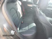 ✅ 2018 Mercedes-Benz GLC 43 AMG • VIN: WDC0G6EB1JF316217 • Lot: 92699545. Wystawiony na Copart z przebiegiem 89 206 mil. Bezpłatny archiwum sprzedaży aukcyjnych z USA i szczegółowy raport historii pojazdu na DreamBid. Zdjęcie 10.