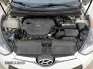 ✅ 2014 Hyundai Veloster • VIN: KMHTC6ADXEU184741 • Lot: 81136964. Wystawiony na Copart z przebiegiem 85 453 mil. Bezpłatny archiwum sprzedaży aukcyjnych z USA i szczegółowy raport historii pojazdu na DreamBid. Zdjęcie 13.